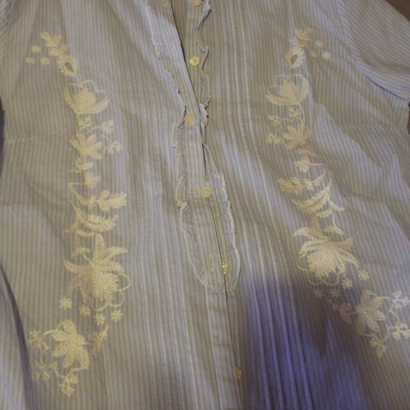 Sheer button up - Picture 2 of 3